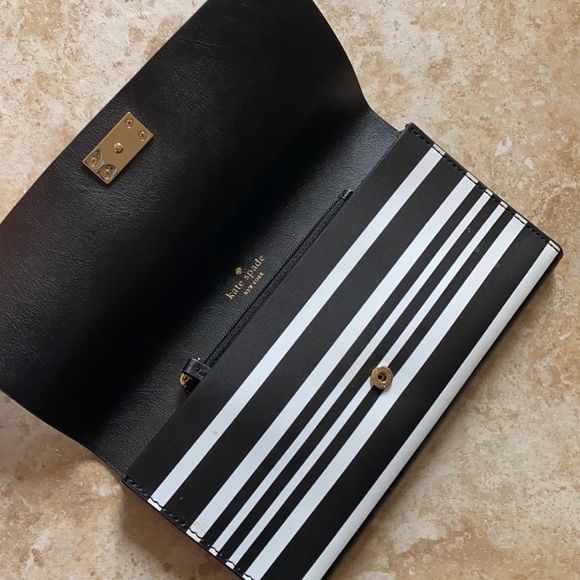 Wallet - Picture 4 of 5